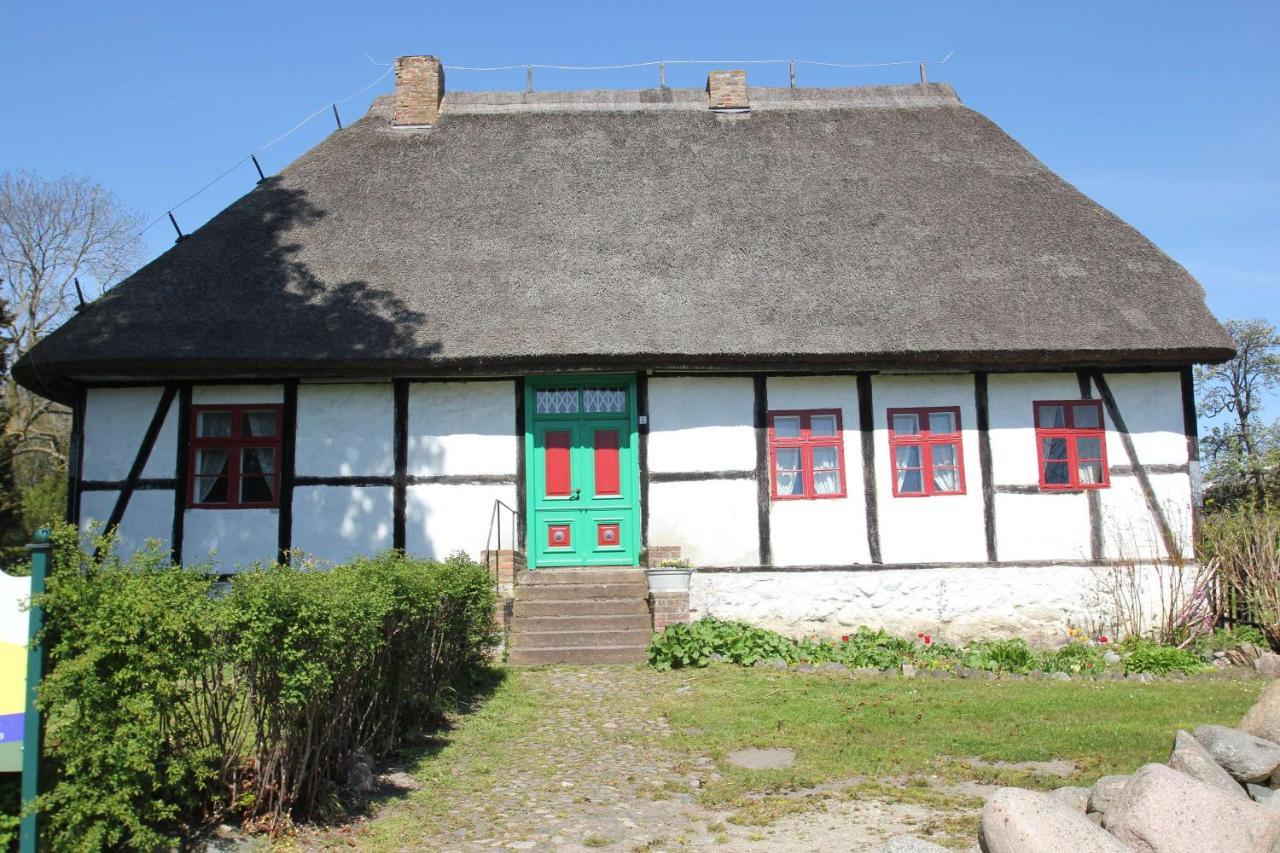 Terrasse, Gratis Nutzung Vom Ahoi Erlebnisbad Und Sauna In Sellin - Meeresblick Fewo 77 Goehren  Exteriér fotografie