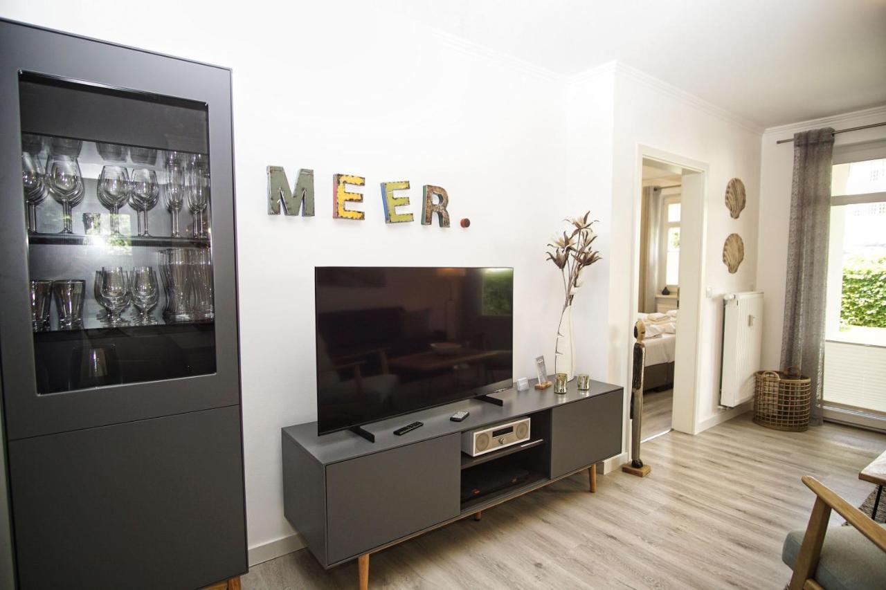 Terrasse, Gratis Nutzung Vom Ahoi Erlebnisbad Und Sauna In Sellin - Meeresblick Fewo 77 Goehren  Exteriér fotografie