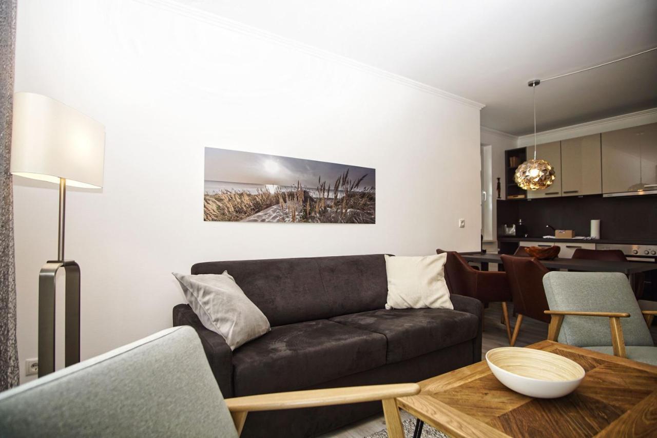 Terrasse, Gratis Nutzung Vom Ahoi Erlebnisbad Und Sauna In Sellin - Meeresblick Fewo 77 Goehren  Exteriér fotografie